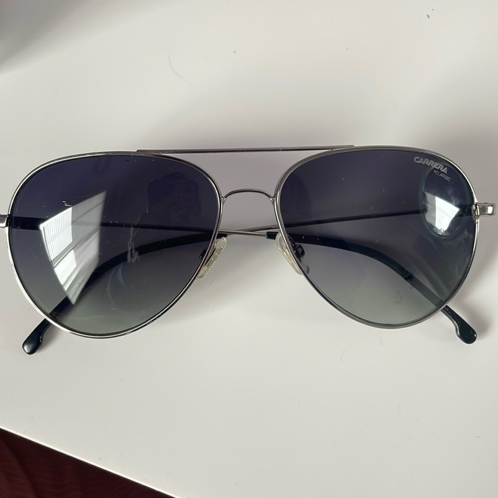 Carrera Polarized Aviators